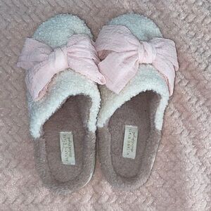 Altar'd State Pink and Cream Slippers